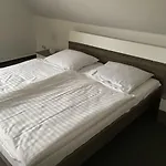 Zum Angestellten Pensjonat 3*