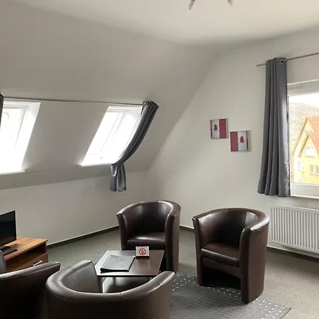 Zum Angestellten Pensjonat 3*