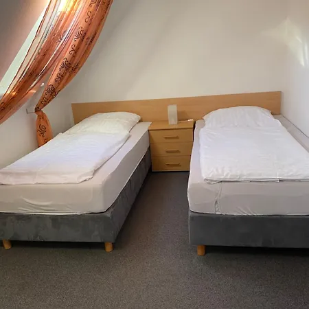 Zum Angestellten 3* Porta Westfalica