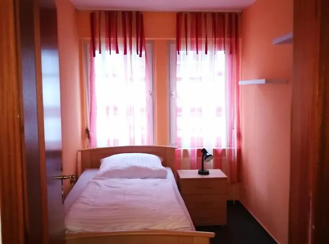 Gæstehus Zum Angestellten 3*