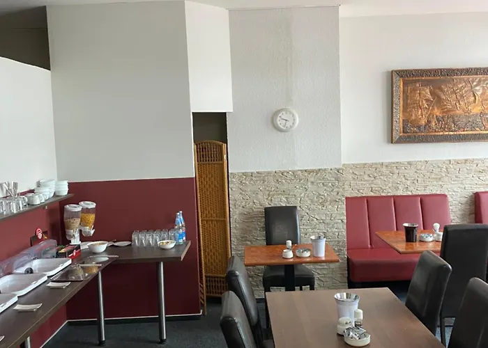 Zum Angestellten Affittacamere 3*